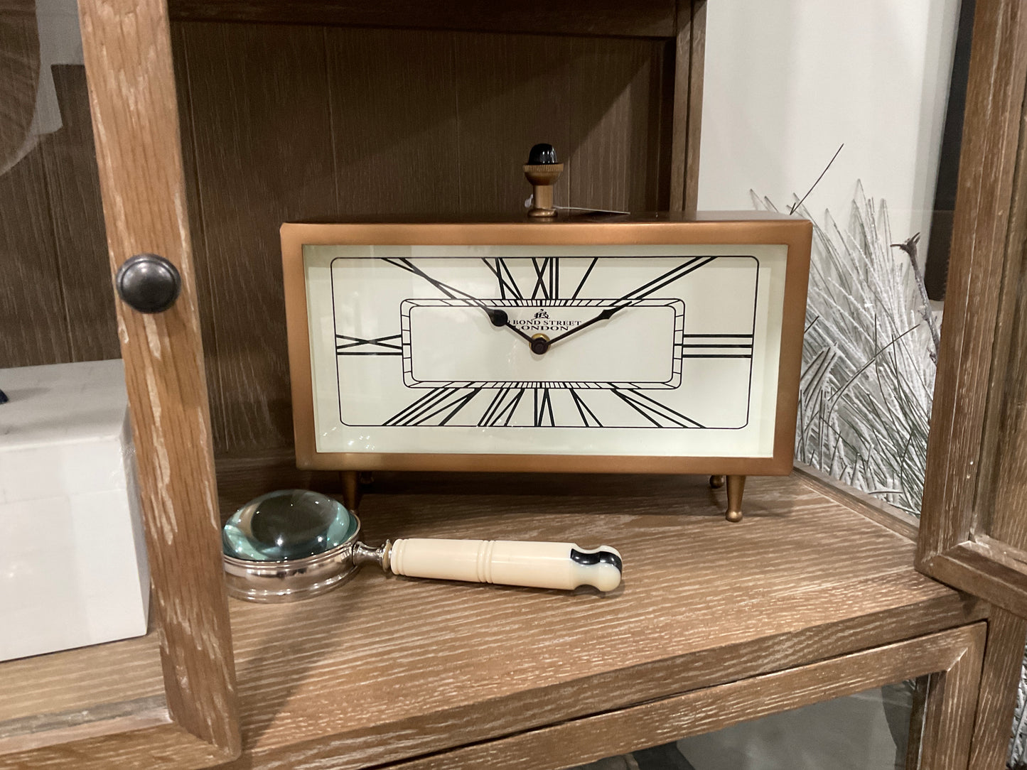 Hold Rectangle Clock