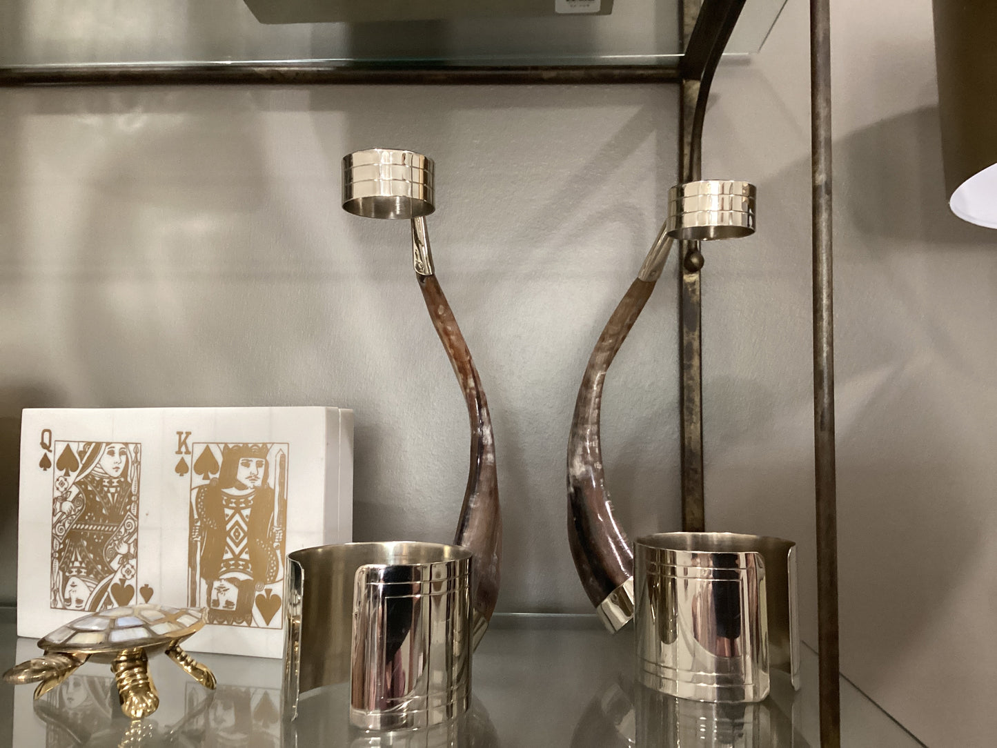 Horn Bottle Holder