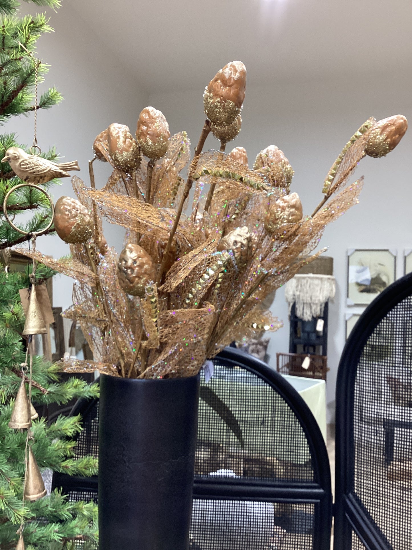 Gold mesh magnolia stem