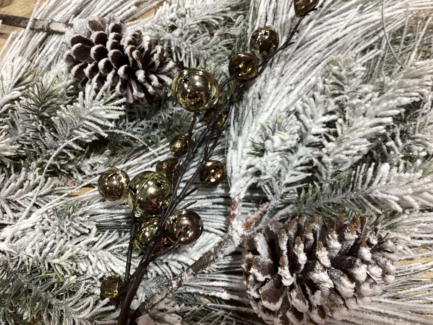 30” antique gold bell stem